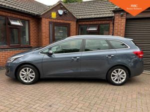 2016 Kia Ceed 1.6 Crdi 2 Sportswagon Euro 6 (s/s) 5dr in Blue — image 5