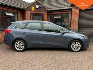 2016 Kia Ceed 1.6 Crdi 2 Sportswagon Euro 6 (s/s) 5dr in Blue — image 6