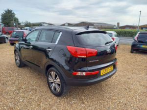 2015 Kia Sportage 1.7 Crdi Ecodynamics 3 2WD Euro 6 (s/s) 5dr in Black — image 5