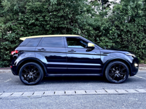 2013 Land Rover Range Rover Evoque 2.2 Sd4 Special Edition in Black — image 4