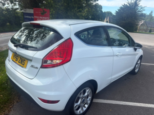 2011 Ford Fiesta 1.3 Zetec in White — image 4