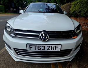 2013 Volkswagen Touareg 3.0 Tdi V6 Bluemotion Tech R-Line in White — image 5