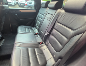 2013 Volkswagen Touareg 3.0 Tdi V6 Bluemotion Tech R-Line in White — image 6