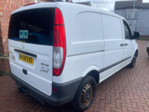 2008 Mercedes-Benz Vito 2.1 111cdi Compact Panel Van Swb 5dr in White — image 4