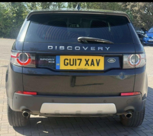 2017 Land Rover Discovery Sport 2.0 Td4 Hse Auto 4WD Euro 6 (s/s) 5dr in Black — image 5