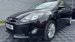 2013 Ford Focus 1.6 Titanium Powershift Euro 5 5dr in Black — image 5