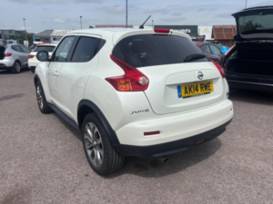 2014 Nissan Juke 1.5 Dci 8v Tekna Euro 5 (s/s) 5dr in White — image 2