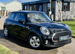 2021 MINI Hatch