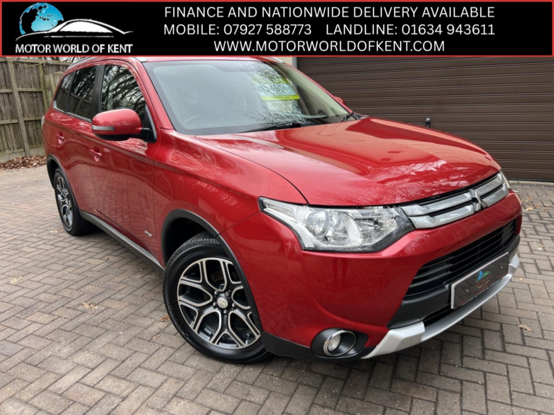 2014 Mitsubishi Outlander 2.2 Di-D Gx3 7 Seater in Red — image 1