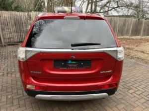 2014 Mitsubishi Outlander 2.2 Di-D Gx3 7 Seater in Red — image 6