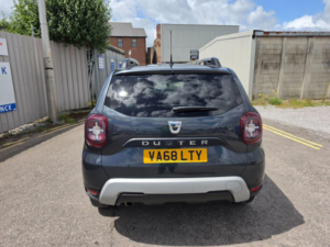 2019 Dacia Duster 1.6 Sce Comfort Euro 6 (s/s) 5dr in Grey — image 5