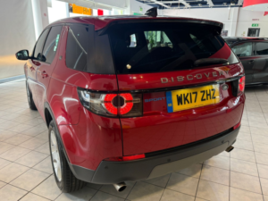 2017 Land Rover Discovery Sport 2.0 Td4 Se Tech in Red — image 5
