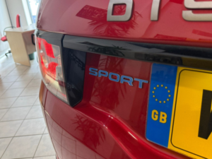2017 Land Rover Discovery Sport 2.0 Td4 Se Tech in Red — image 6