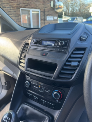 2018 Ford Transit Connect 1.5 210 Ecoblue in White — image 6