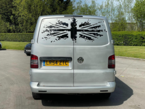 2004 Volkswagen Transporter 2.5 Tdi T32 Fwd L3 4dr in Silver — image 6