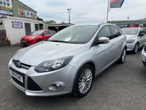 2014 Ford Focus 1.6 Tdci Zetec Navigator Euro 5 (s/s) 5dr in Silver — image 3