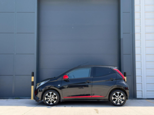 2020 Toyota Aygo 1.0 Vvt-I X-Trend Funroof X-Shift Euro 6 5dr in Black — image 4
