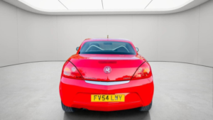 2004 Vauxhall Tigra 1.4i 16v Sport Cabriolet 2dr in Red — image 3