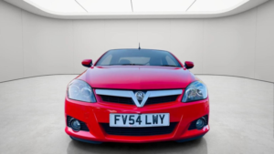 2004 Vauxhall Tigra 1.4i 16v Sport Cabriolet 2dr in Red — image 6