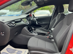 2016 Vauxhall Astra 1.6 Cdti Blueinjection Sri Nav in Red — image 2