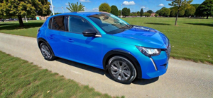 2023 Peugeot E-208 50kwh Allure Premium + Auto 5dr (7.4kw Charger) in Blue — image 5