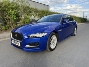 2017 Jaguar Xe 2.0 D R-Sport in Blue — image 3