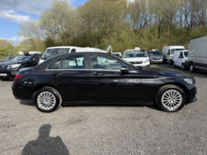 2015 Mercedes-Benz C Class 2.1 C220d Se in Black — image 4