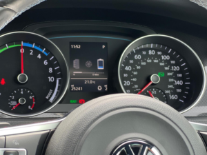 2016 Volkswagen Golf 1.4 Tsi Gte DSG Euro 6 (s/s) 5dr in Black — image 5