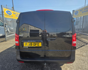 2019 Mercedes-Benz Vito 2.1 114 Cdi Bluetec 5 SEAT Crew Cab Conversion in White — image 6