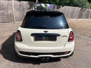 2011 MINI Hatch 1.6 Cooper S Hatch in White — image 6