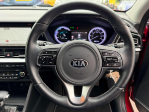 2019 Kia Niro 1.6 Gdi 3 Dct Euro 6 (s/s) 5dr in Red — image 4