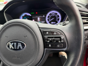 2019 Kia Niro 1.6 Gdi 3 Dct Euro 6 (s/s) 5dr in Red — image 6