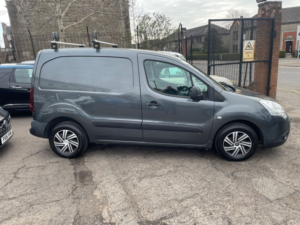2015 Citroen Berlingo 1.6 Hdi 850 Enterprise Panel Van 5dr Diesel Manual L1 (132 G/km, 90 Bhp) in Grey — image 3