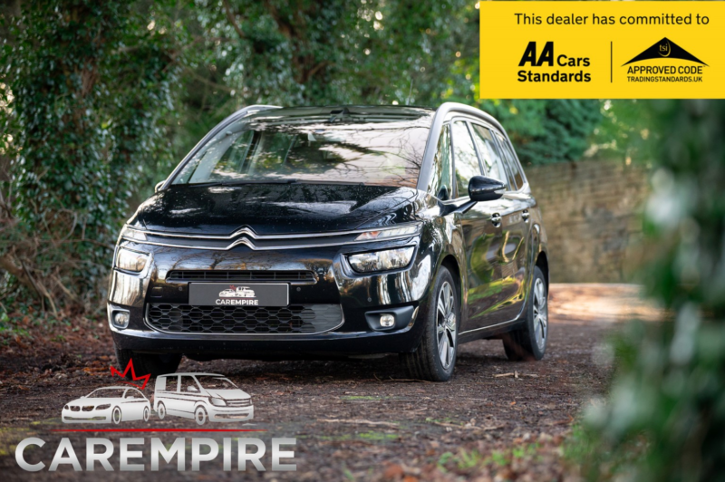 2015 Citroen Grand C4 Picasso 1.6 Bluehdi Vtr+ in Black — image 1