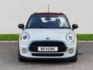 2018 MINI Hatch 1.5 Cooper Hatchback 5dr Petrol Steptronic Euro 6 (s/s) (136 Ps) in White — image 2