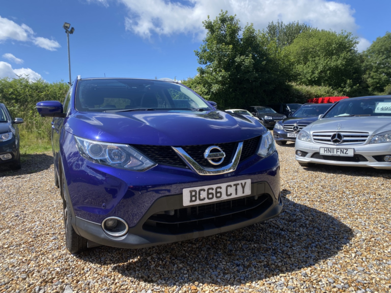 2016 Nissan Qashqai 1.5 Dci N-Connecta in Blue — image 1