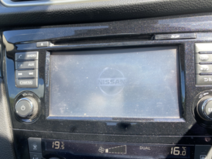 2016 Nissan Qashqai 1.5 Dci N-Connecta in Blue — image 6