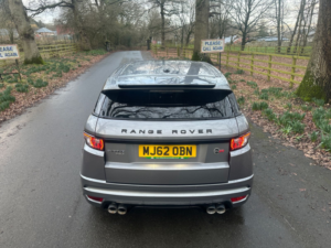 2012 Land Rover Range Rover Evoque 2.2 Td4 Pure SUV 5dr Diesel Manual 4WD Euro 5 (s/s) (150 Ps) in Grey — image 5