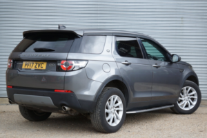 2017 Land Rover Discovery Sport 2.0 Td4 Se Tech Auto 4WD Euro 6 (s/s) 5dr in Grey — image 5
