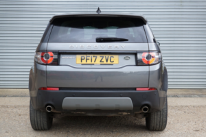 2017 Land Rover Discovery Sport 2.0 Td4 Se Tech Auto 4WD Euro 6 (s/s) 5dr in Grey — image 6