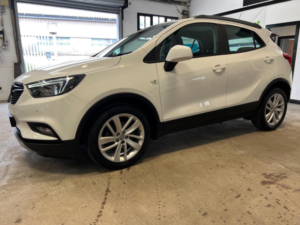 2017 Vauxhall Mokka X 1.4i Turbo Ecotec Active Euro 6 (s/s) 5dr in White — image 5
