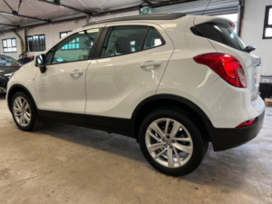 2017 Vauxhall Mokka X 1.4i Turbo Ecotec Active Euro 6 (s/s) 5dr in White — image 6