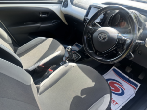 2017 Toyota Aygo 1.0 Vvt-I X-Press in White — image 2