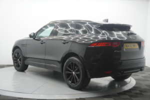 2020 Jaguar F-Pace 2.0 D240 Chequered Flag Auto AWD Euro 6 (s/s) 5dr in Black — image 6