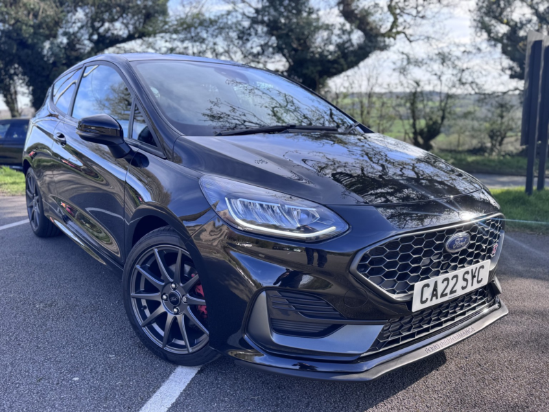 2022 Ford Fiesta 1.5 Fiesta St-2 3 Door 1.5l Ecoboost 200ps Fwd 6-Speed Manual in Black — image 1