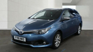 2016 Toyota Auris 1.8 Vvt-H Business Edition Touring Sports CVT Euro 6 (s/s) 5dr in Blue — image 3
