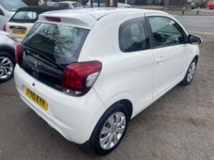 2015 Peugeot 108 1.0 Vti Active Hatchback 3dr Petrol Manual Euro 5 Euro 5 (68 Ps) in White — image 4