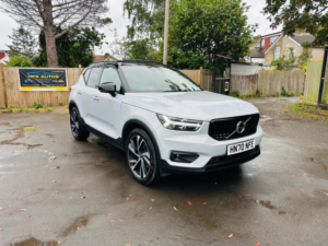 2020 Volvo Xc40 2.0 B4 Mhev R-Design Pro Auto Euro 6 (s/s) 5dr in Silver — image 6