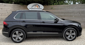 2017 Volkswagen Tiguan 2.0 Tdi Sel in Black — image 3