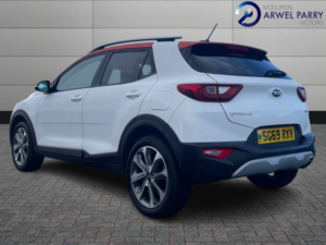 2019 Kia Stonic 1.0 T-Gdi Mixx in White — image 5